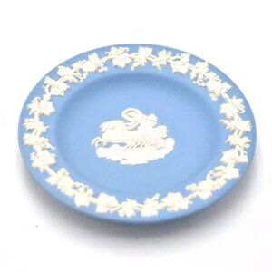 Rare WEDGWOOD Light Blue Jasperware Aurora Chariot Neoclassical Plate Ring Tray